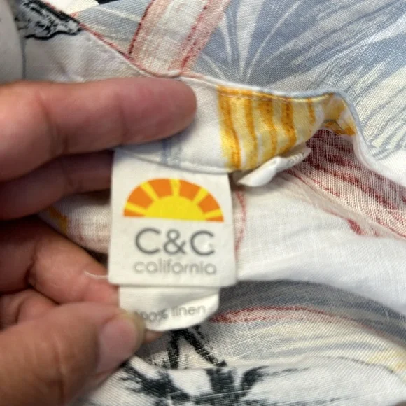 Women's C&C California Floral Leaves Boxy Linen Sleeveless Blouse Size Large EUC - Picture 6 of 9